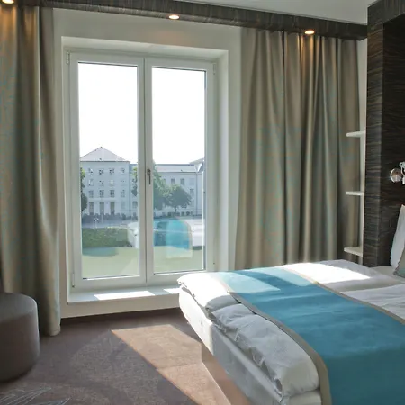 One Salzburg-mirabell