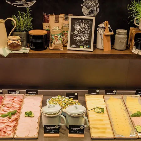 One Salzburg-mirabell Зальцбург