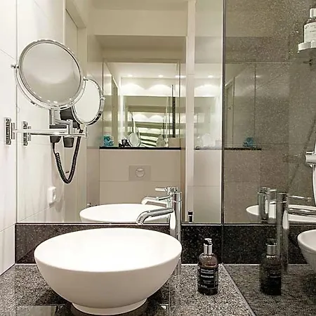 Hotel One Salzburg-mirabell