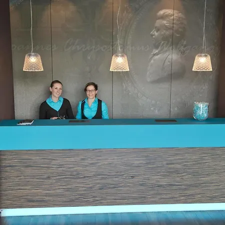 One Salzburg-mirabell 3*