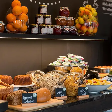 One Salzburg-mirabell 3* Зальцбург