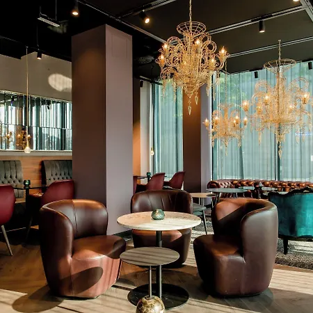 One Salzburg-mirabell 3*